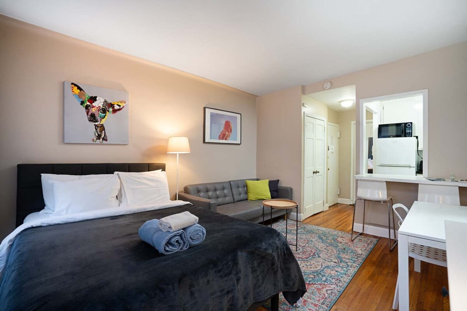 Building Photo - 328 E 74th St