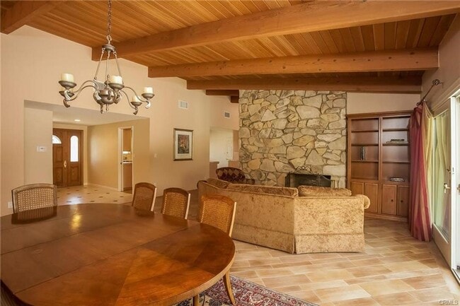 Building Photo - Charming 3-Bedroom Woodland Hills Home wit...