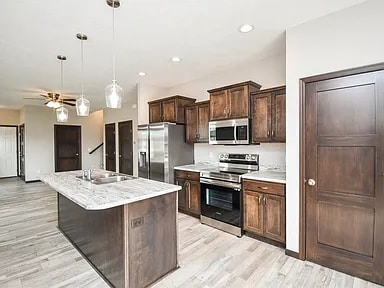 Primary Photo - 9625 W Broek Dr