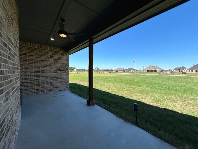 Building Photo - Azle Texas Homes For Rent "Azle ISD"