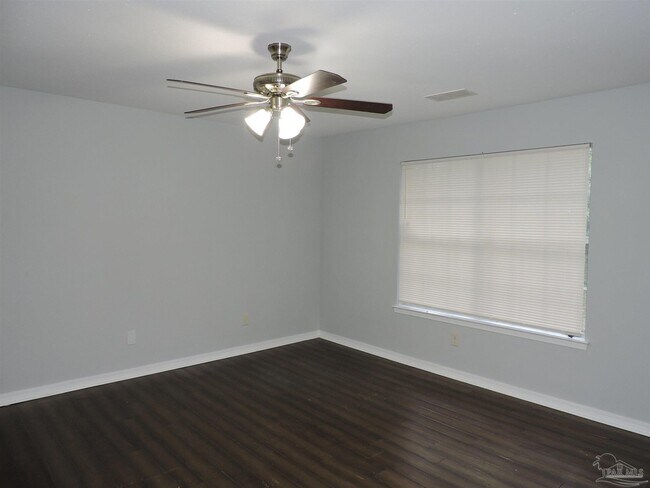 Building Photo - 7663 Charter Oaks Dr