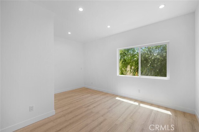 Building Photo - 1437 Ardmore Ave