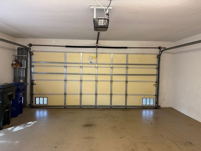 Building Photo - Elegant 2 Bedroom 2 Bath Villa Villagewalk in Palmer Ranch