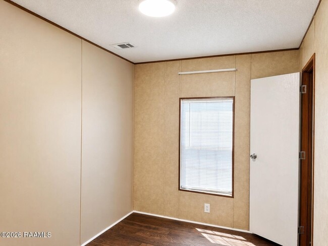 Building Photo - 13197 LA-92