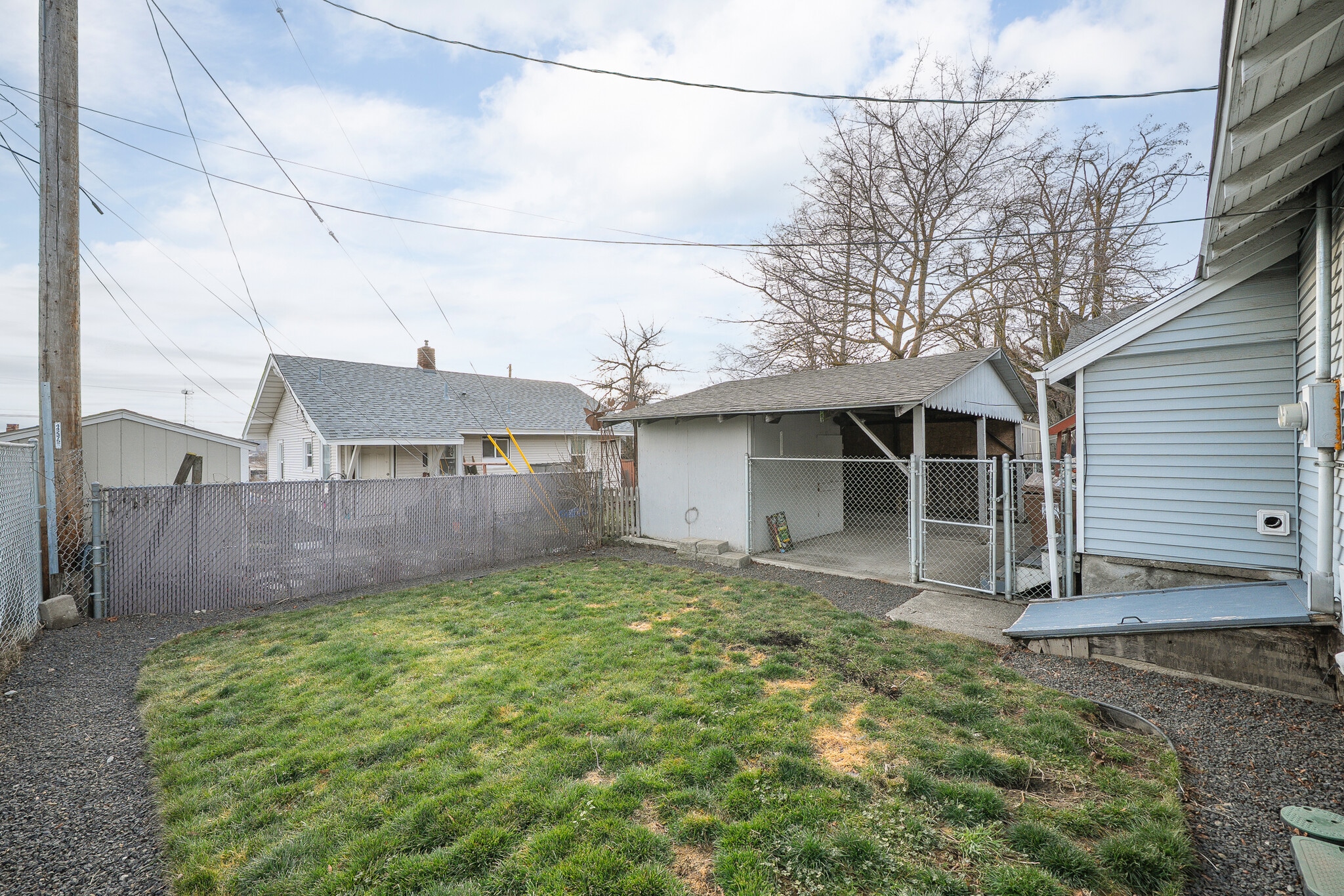 Building Photo - 214 E Euclid Ave