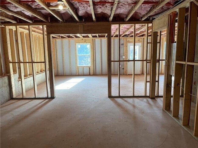 Building Photo - 240 Summerwood Ln