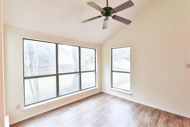 Building Photo - 3604 Lake Champlain Dr