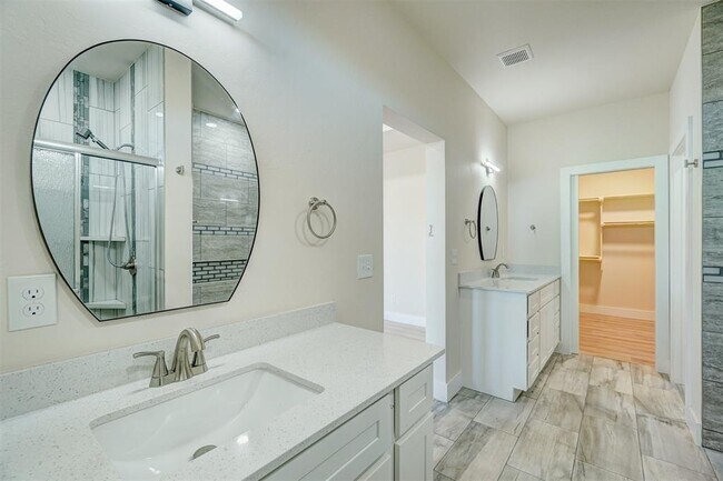 Building Photo - 4351 Whitetail Blvd