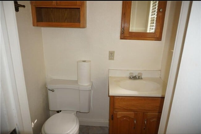 Building Photo - Beautiful 3 Bed 1.5 Bath in Midwest City