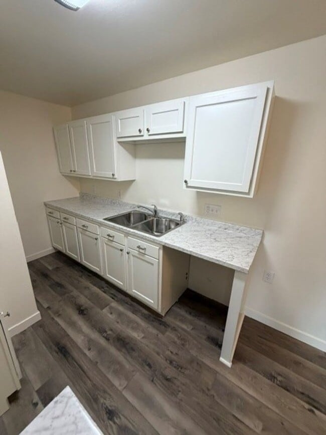 Building Photo - 16259 W 10th Ave