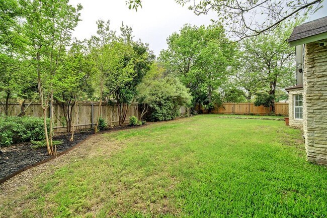 Building Photo - 10509 Doering Ln