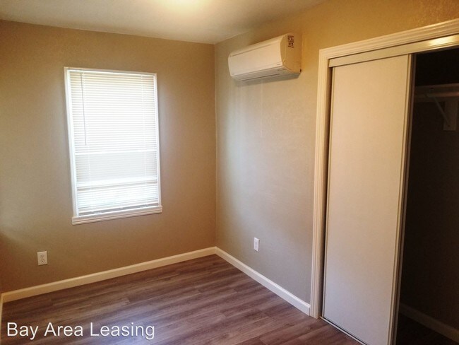 Building Photo - 1239 30th St