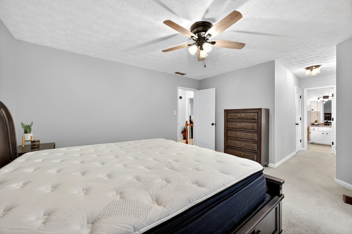 Building Photo - 145 N Bend Trail