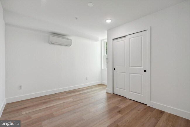 Building Photo - 4214 Powelton Ave