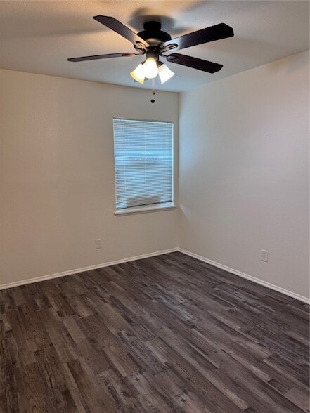 Building Photo - 5801 Trego Cir