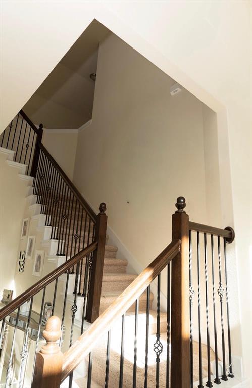 Building Photo - 348 Cross Timbers Dr