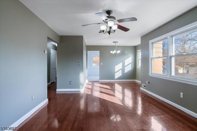 Building Photo - 301 Riverview Rd