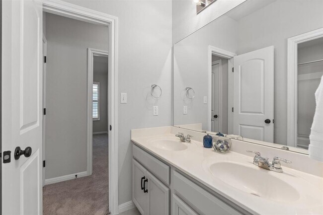 Building Photo - 13104 Cerro Castellan Trace