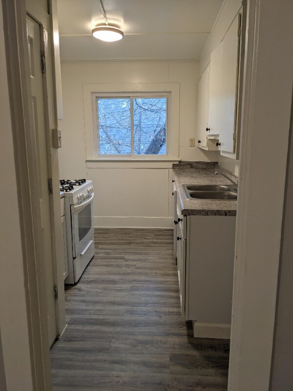 Building Photo - 2705 Meek Ave