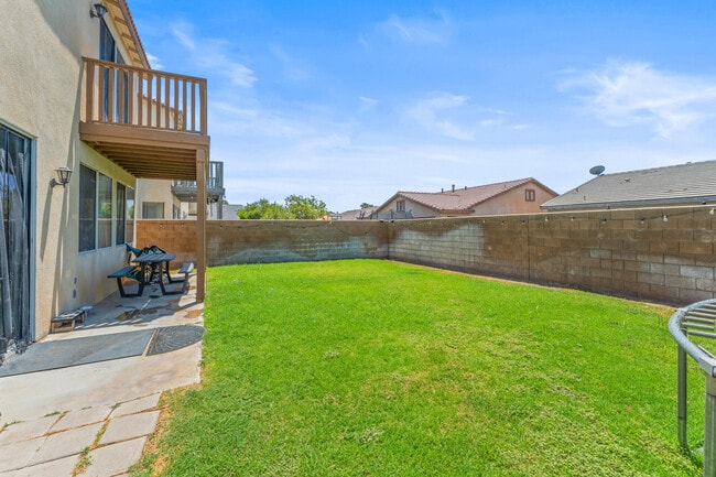 Building Photo - 81225 Avenida Garcia