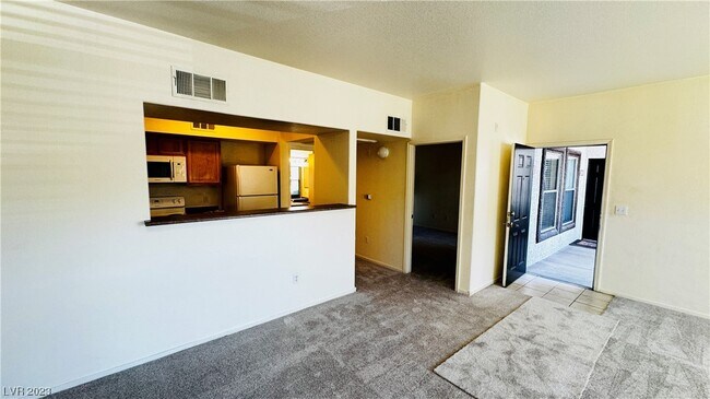 Building Photo - 45 Maleena Mesa St