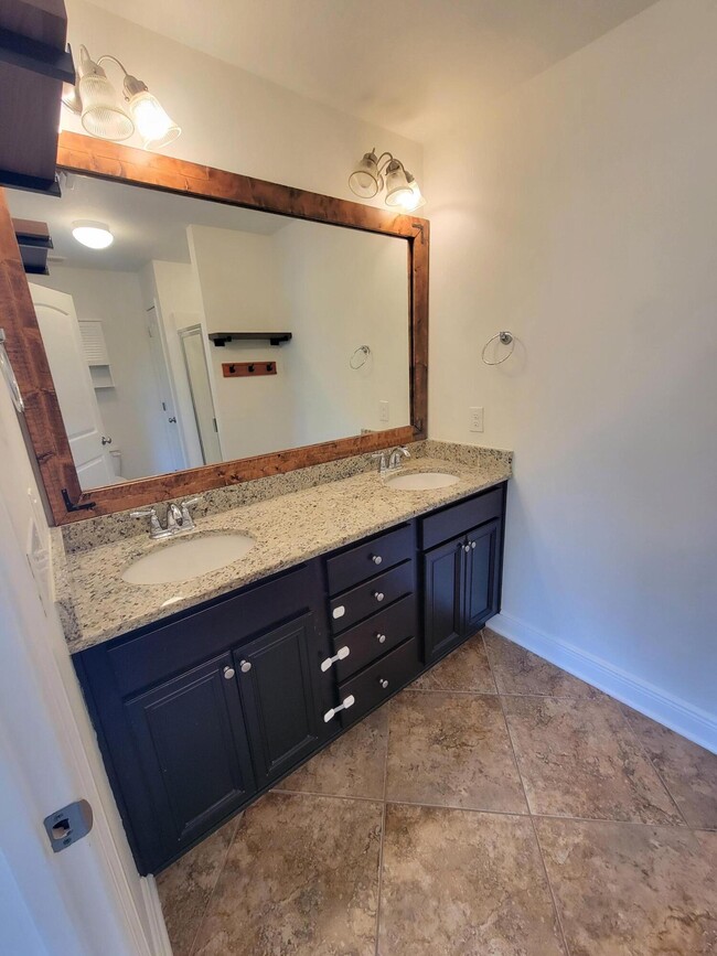 Building Photo - 2145 Wilsons Plover Cir
