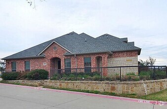 Building Photo - 5809 Antique Rose Trail