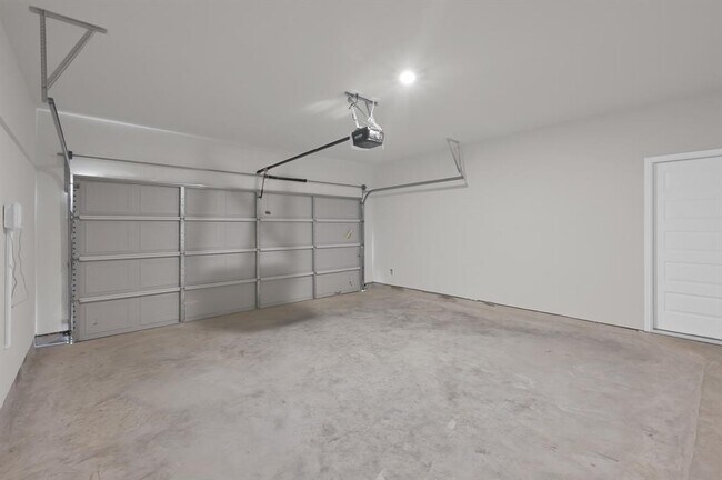 Building Photo - 13244 Musky Dr