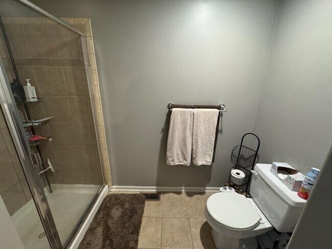 Building Photo - 1380 Stonecreek Dr