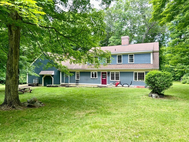 Building Photo - Private single family home for rent in East haddam