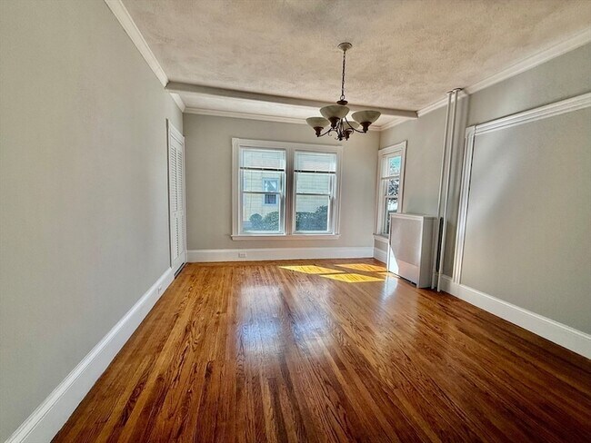 Building Photo - 31 Park St