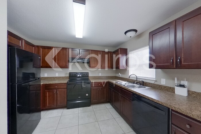 Building Photo - 205 Malauka Loop