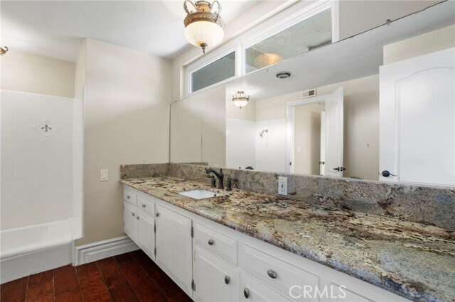 Building Photo - 1011 S Montezuma Way