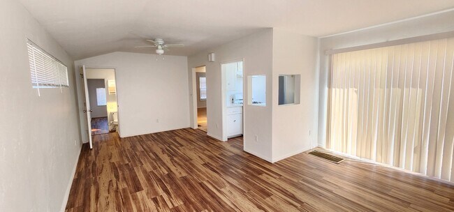 Building Photo - 4334 60th St