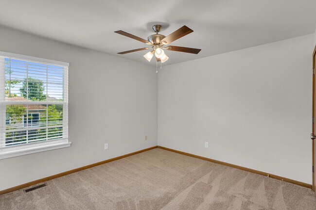 Building Photo - 5718 Canaveral Dr