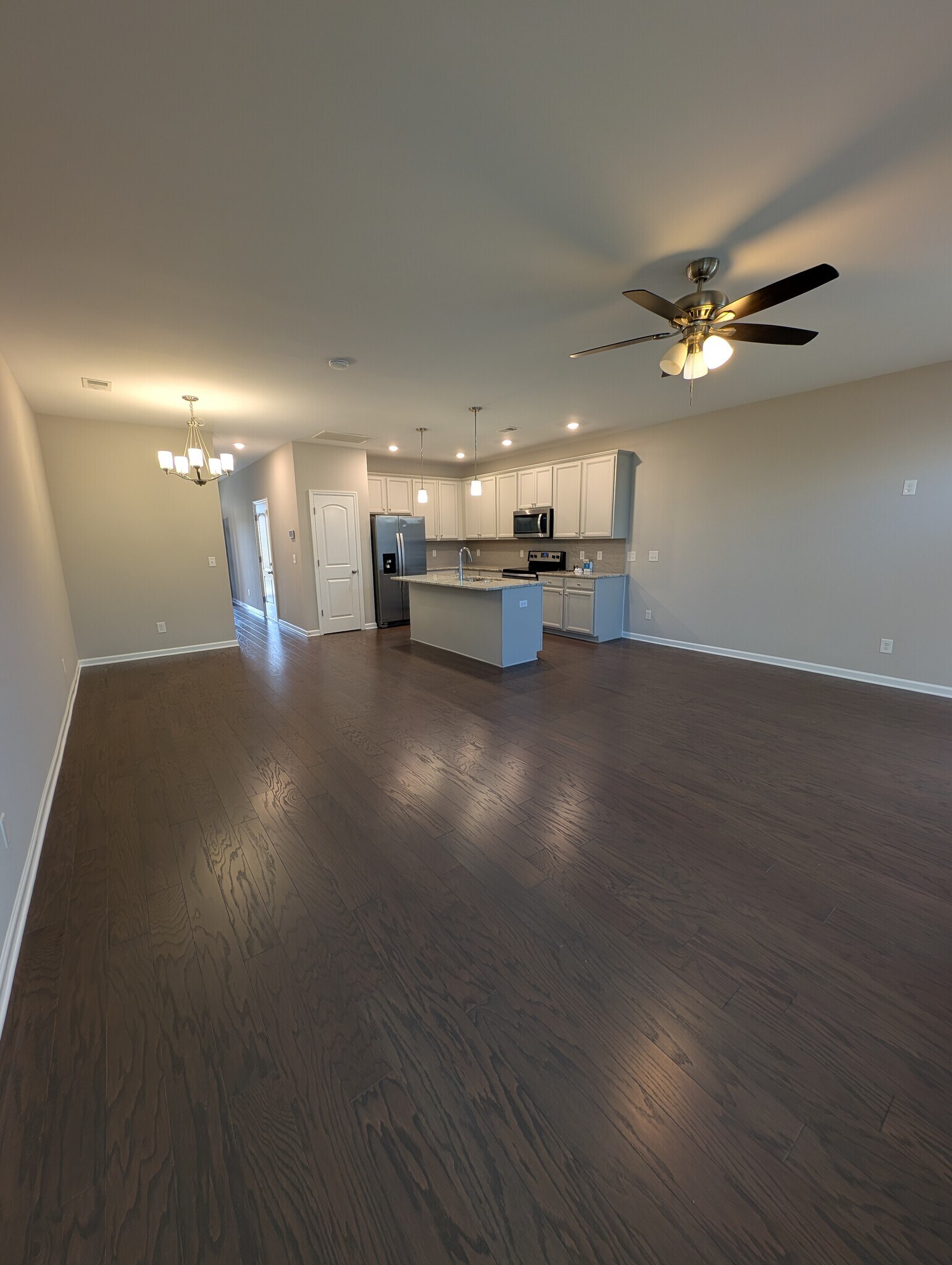 Building Photo - 204 Netherlands Blvd