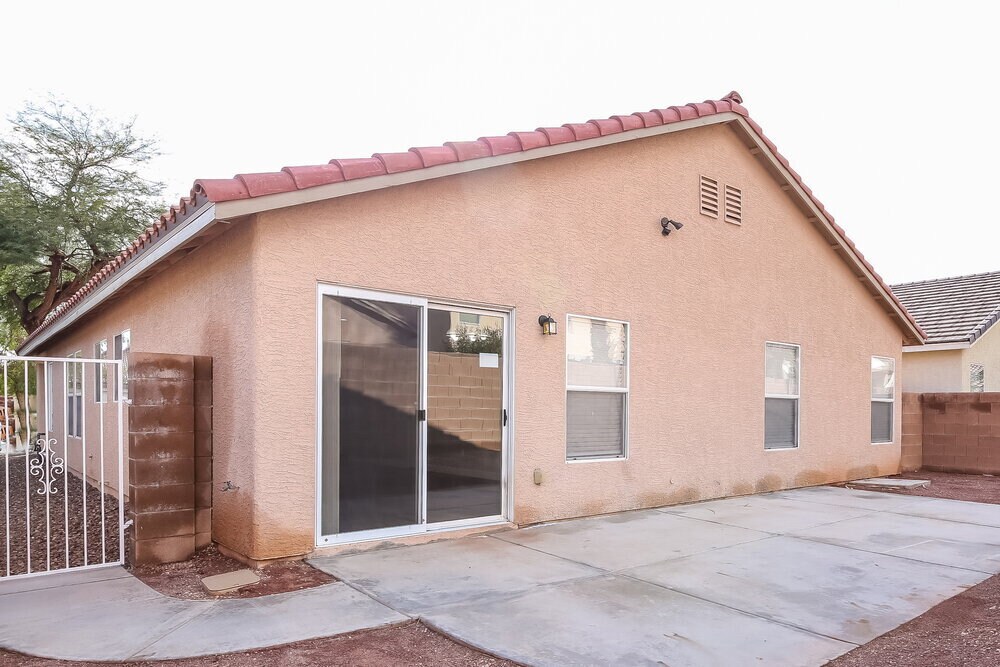 Building Photo - 5016 Charlo Dr