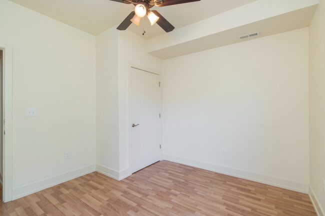 Building Photo - 1509 Master St