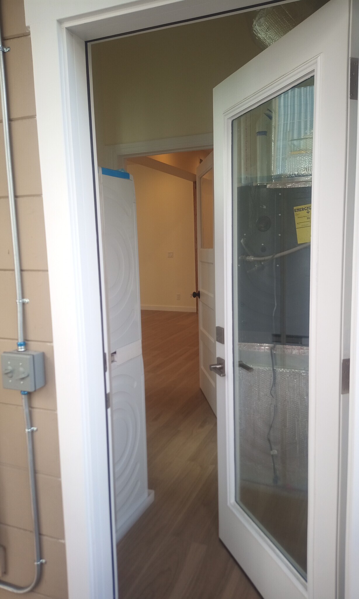 Laundery 2 - 516 Natoma St