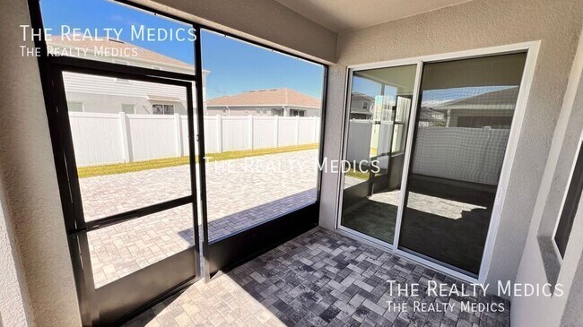 Building Photo - 3882 Hanworth Loop