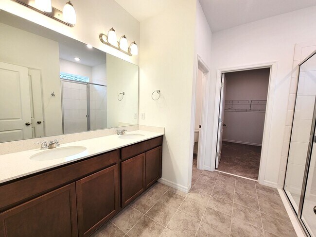 Building Photo - Savanna - Lakewood Ranch 4 Bedroom Annual ...