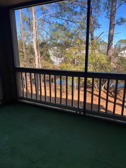 Building Photo - 260 Myrtle Greens Dr