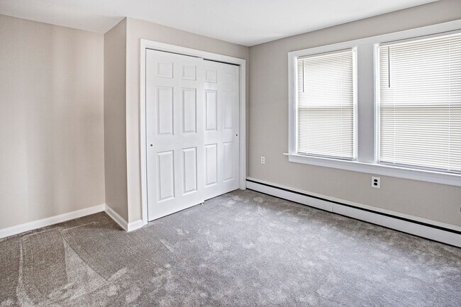 Building Photo - North Wilmington - 5 bedroom, 2 bathroom h...