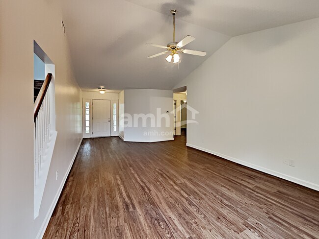 Building Photo - 1768 Merritt St