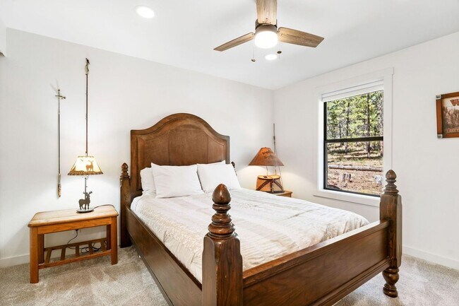 Building Photo - #11 Deer Lane, Sunriver OR 97707 - Long Te...