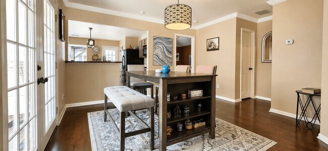 Building Photo - 29122 Foxingham Cir