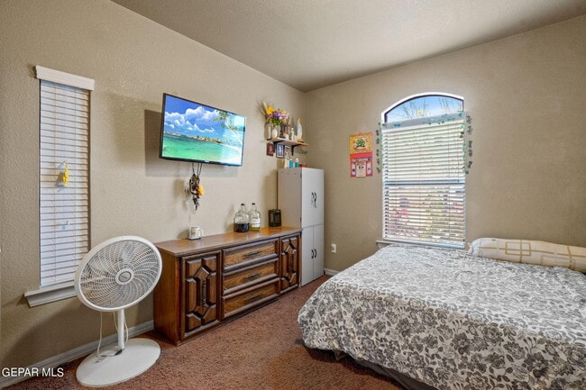 Building Photo - 3845 Tierra Campa Dr