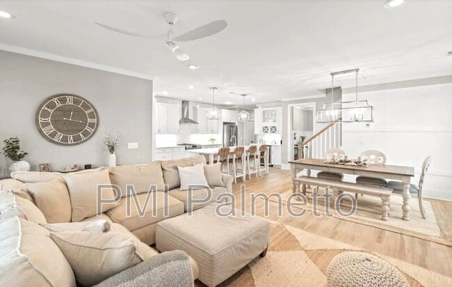 Building Photo - 2322 High Blf Lp