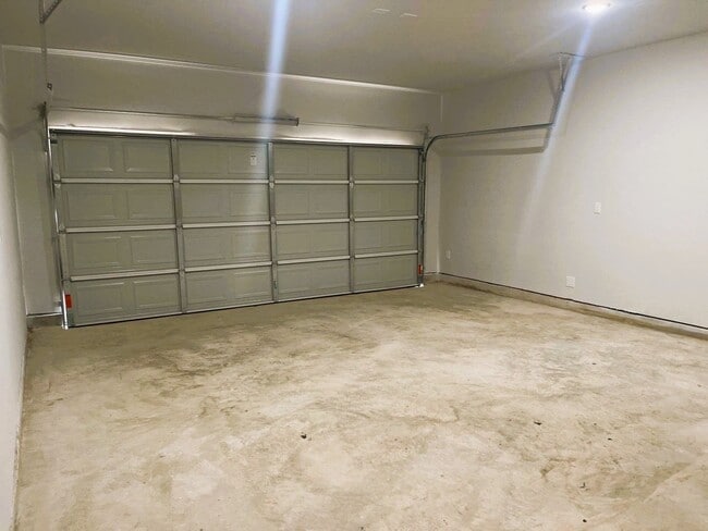 Building Photo - 1561 Rd 5728