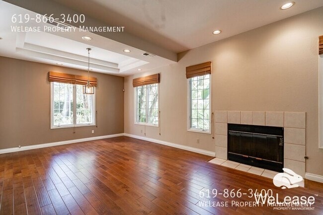 Building Photo - 2938 Luciernaga St